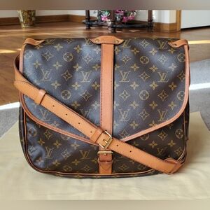 Louis Vuitton Saumur 35 Crossbody Bag
